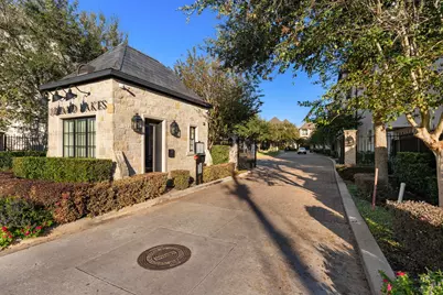 10937 Wrenwood Manor, Houston, TX 77043 - Photo 38