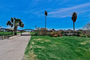 000 Camino Dr, Crystal Beach, TX 77650 - Photo 1