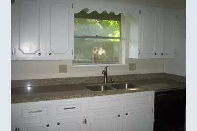 10426 Sagebluff Drive, Houston, TX 77089 - Photo 6