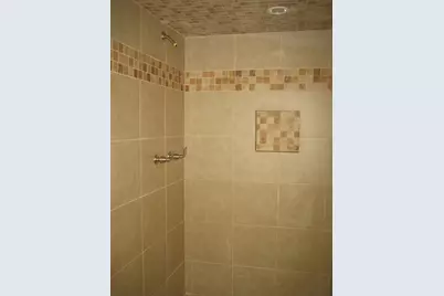 10426 Sagebluff Drive, Houston, TX 77089 - Photo 14