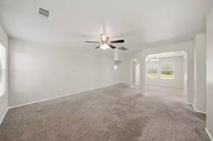 618 Enchanted Springs Dr, Rosenberg, TX 77471 - Photo 4