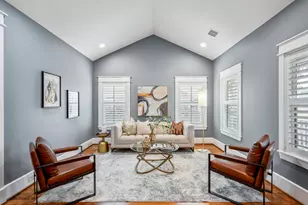 823 E 27th St, Houston, TX 77009 - Photo 2