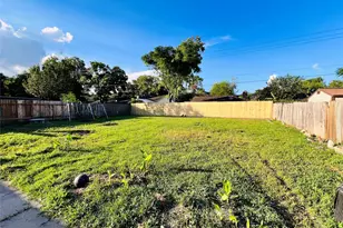 9614 Ravensworth Dr, Houston, TX 77031 - Photo 16