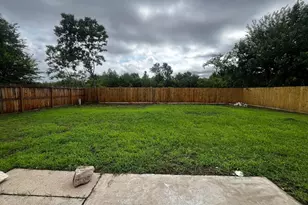 5111 Maple Dr, Baytown, TX 77521 - Photo 16