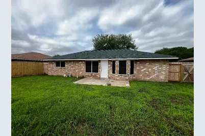 5111 Maple Drive, Baytown, TX 77521 - Photo 12