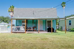 309 Timothy St, Rockport, TX 78382 - Photo 8