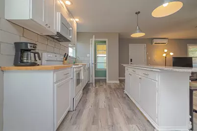 309 Timothy Street, Rockport, TX 78382 - Photo 14