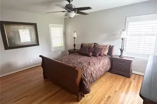 2123 Ridgecrest Dr, Houston, TX 77055 - Photo 12