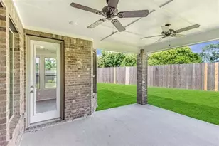 25435 Kidwiler Dr, Tomball, TX 77375 - Photo 10