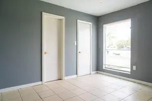 12803 Segrest Dr, Houston, TX 77047 - Photo 18