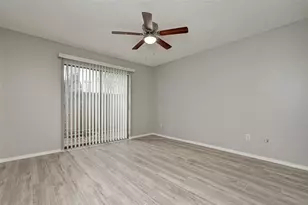 6701 Sands Point Dr, Houston, TX 77074 - Photo 26