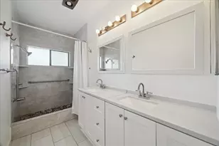 18809 Egret Bay Blvd, Houston, TX 77058 - Photo 10