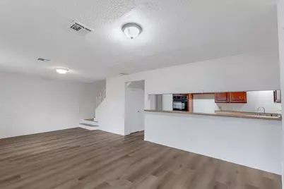 7723 Kendalia Drive, Houston, TX 77036 - Photo 10