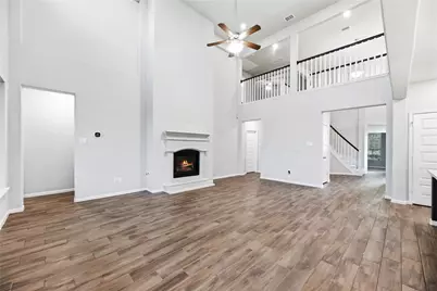 14906 Pinehurst Avenue, Mont Belvieu, TX 77523 - Photo 10