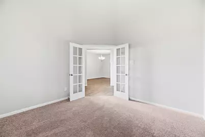 14906 Pinehurst Avenue, Mont Belvieu, TX 77523 - Photo 18