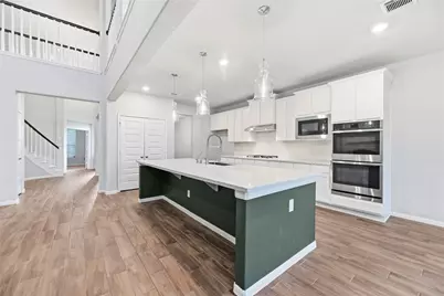 14906 Pinehurst Avenue, Mont Belvieu, TX 77523 - Photo 12