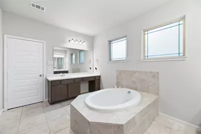 14906 Pinehurst Avenue, Mont Belvieu, TX 77523 - Photo 22