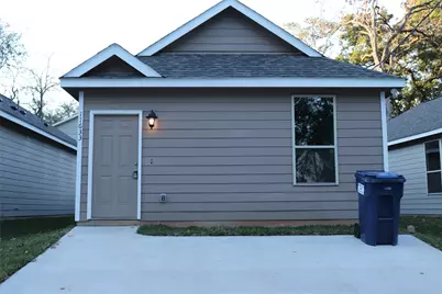 11633 Vistawood Street, Willis, TX 77318 - Photo 2