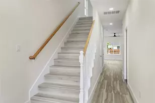 9807 Bamboo Rd, Houston, TX 77041 - Photo 10