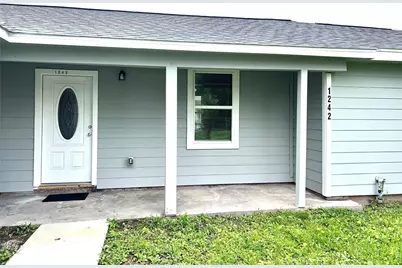 1242 Chevy Chase Drive, Angleton, TX 77515 - Photo 2