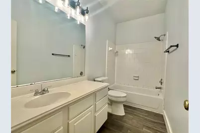 18 S Willow Point Circle, The Woodlands, TX 77382 - Photo 20