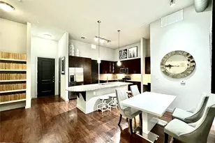 2525 McCue St Rd, Houston, TX 77056 - Photo 2