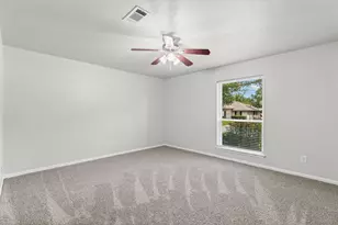 27201 Paula Ln, Conroe, TX 77385 - Photo 30