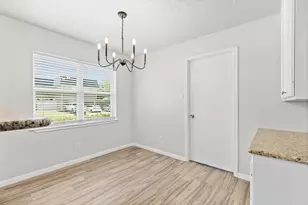 27201 Paula Ln, Conroe, TX 77385 - Photo 14