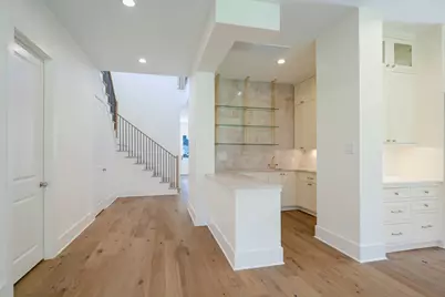 955 W 42nd Street, Houston, TX 77018 - Photo 6