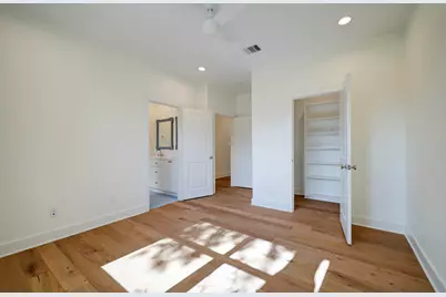 955 W 42nd Street, Houston, TX 77018 - Photo 18