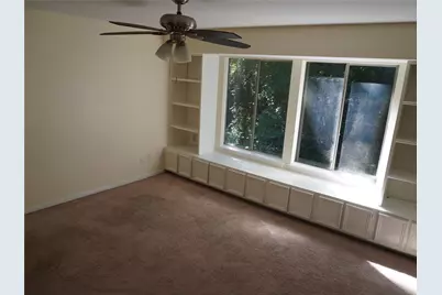 31 N Lakeridge Circle, The Woodlands, TX 77381 - Photo 38