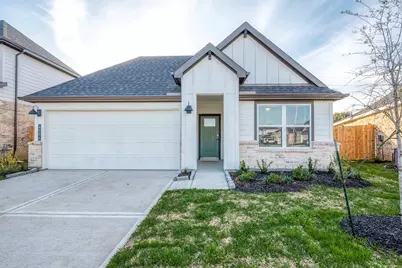 4906 Edgewood Drive, Fresno, TX 77545 - Photo 1