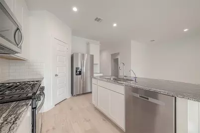 4906 Edgewood Drive, Fresno, TX 77545 - Photo 22