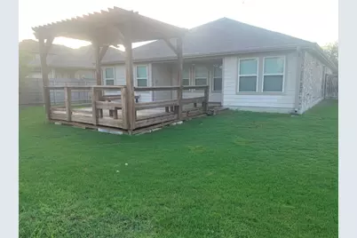 5611 Briar Knoll, New Braunfels, TX 78132 - Photo 14