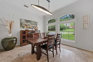 63 W Horizon Ridge Pl, The Woodlands, TX 77381 - Photo 4
