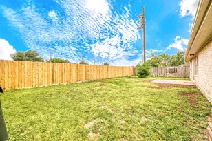 2446 Long Reach Dr, Sugar Land, TX 77478 - Photo 32