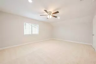 2446 Long Reach Dr, Sugar Land, TX 77478 - Photo 26