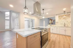 2446 Long Reach Dr, Sugar Land, TX 77478 - Photo 4