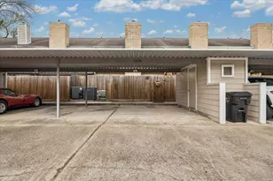 1635 W Sam Houston Pkwy S, Houston, TX 77042 - Photo 22