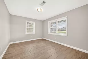 9219 Kostelnik St, Needville, TX 77461 - Photo 8