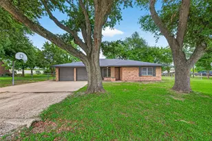 9219 Kostelnik St, Needville, TX 77461 - Photo 1