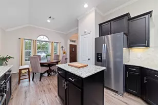 18311 Russett Green Dr, Tomball, TX 77377 - Photo 6