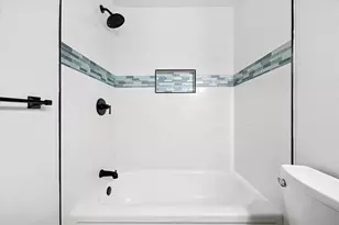 308 Brandywyne Dr, Friendswood, TX 77546 - Photo 18