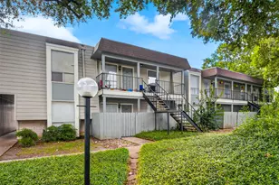 5929 Queensloch Dr, Houston, TX 77096 - Photo 2