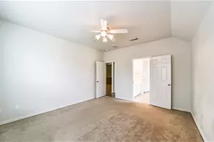 22868 Lantern Hills Dr, Kingwood, TX 77339 - Photo 18