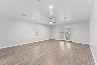 381 County Road 3404, Cleveland, TX 77327 - Photo 8