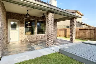 572 Southampton Ln, League City, TX 77573 - Photo 32