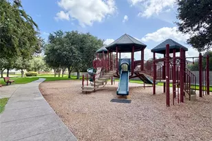 572 Southampton Ln, League City, TX 77573 - Photo 42