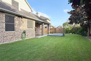 572 Southampton Ln, League City, TX 77573 - Photo 36