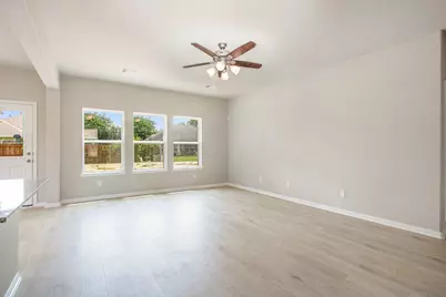 2239 Lakewood Drive, West Columbia, TX 77486 - Photo 4